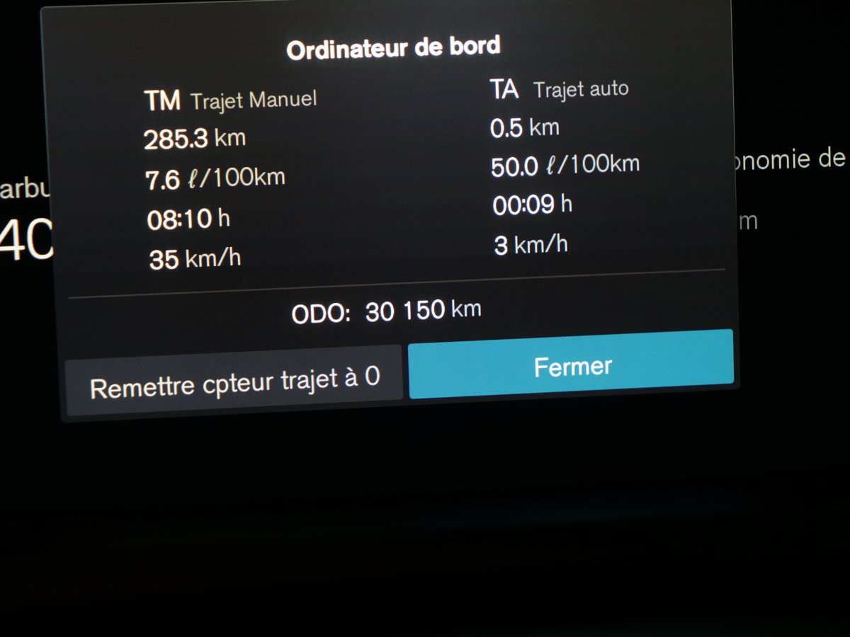 2025 Volvo XC90 Plug-In Hybrid T8 ULTRA BRIGHT LOUNGE Grey Montreal - photo #9