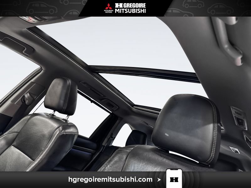 2017 Toyota Highlander HYBD Grey Laval - photo #15