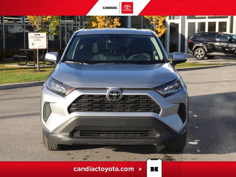 2025 Toyota Rav 4 Silver Laval - photo #2