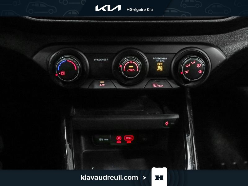 2020 Kia Forte White Laval - photo #20
