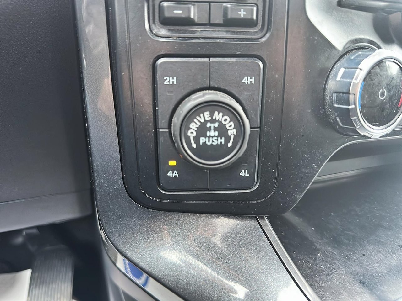 2023 Ford F-150 White Rouyn-Noranda - photo #32