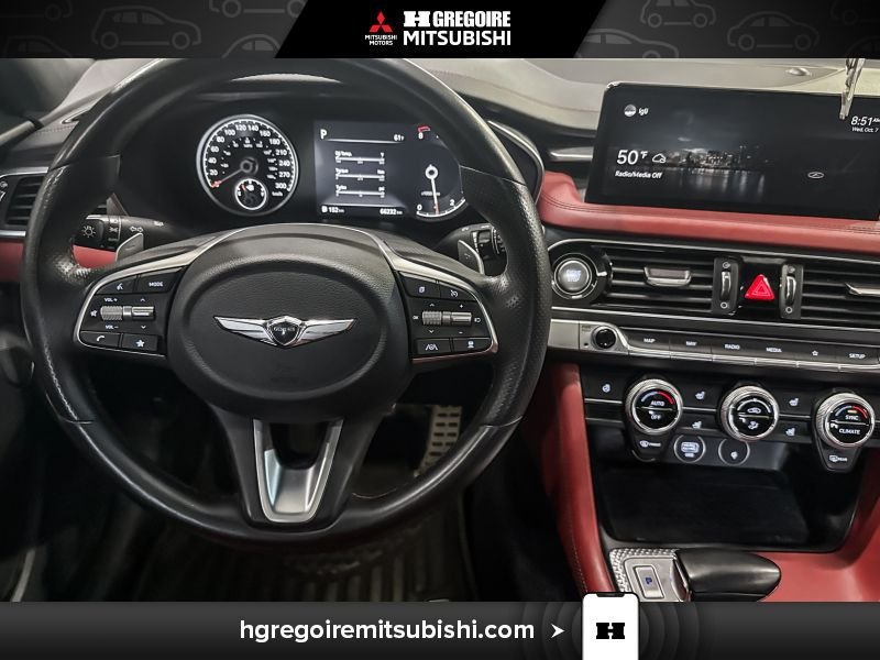 2023 Genesis G70 Grey Laval - photo #18