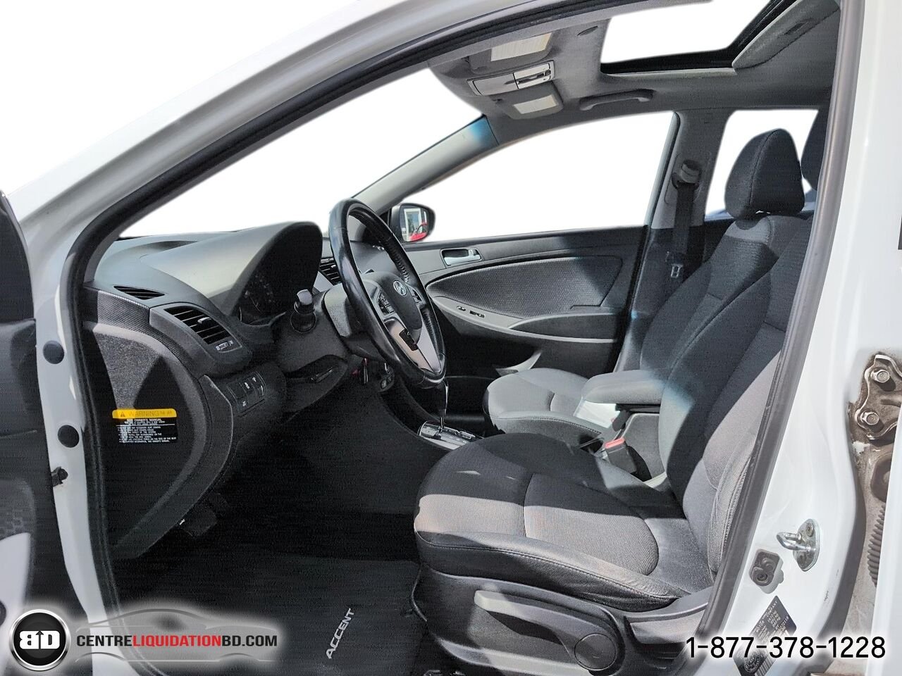 Hyundai Accent GLS | BD0416 2016 Blanc Granby - photo #12