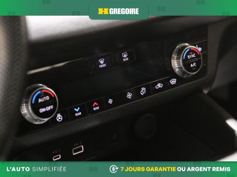 Mitsubishi Outlander 823226 | LE Premium AWD AUTO AC CUIR TOIT NAV MAGS CAM RECU 2022 Noir Laval - photo #21