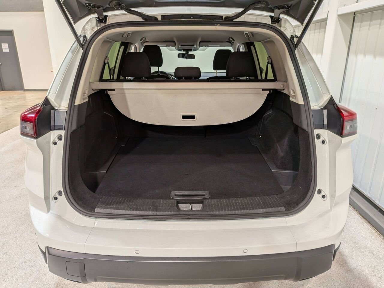 2024 Nissan Rogue AWD S White Val-David - photo #8