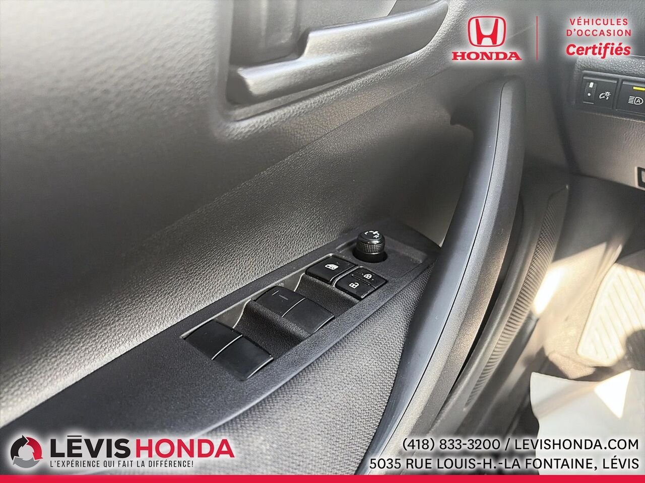 2022 Toyota Corolla LE LE CVT Black Lévis - photo #18