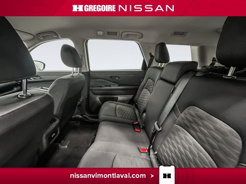 Nissan Pathfinder 2024 Gris Laval - photo #15