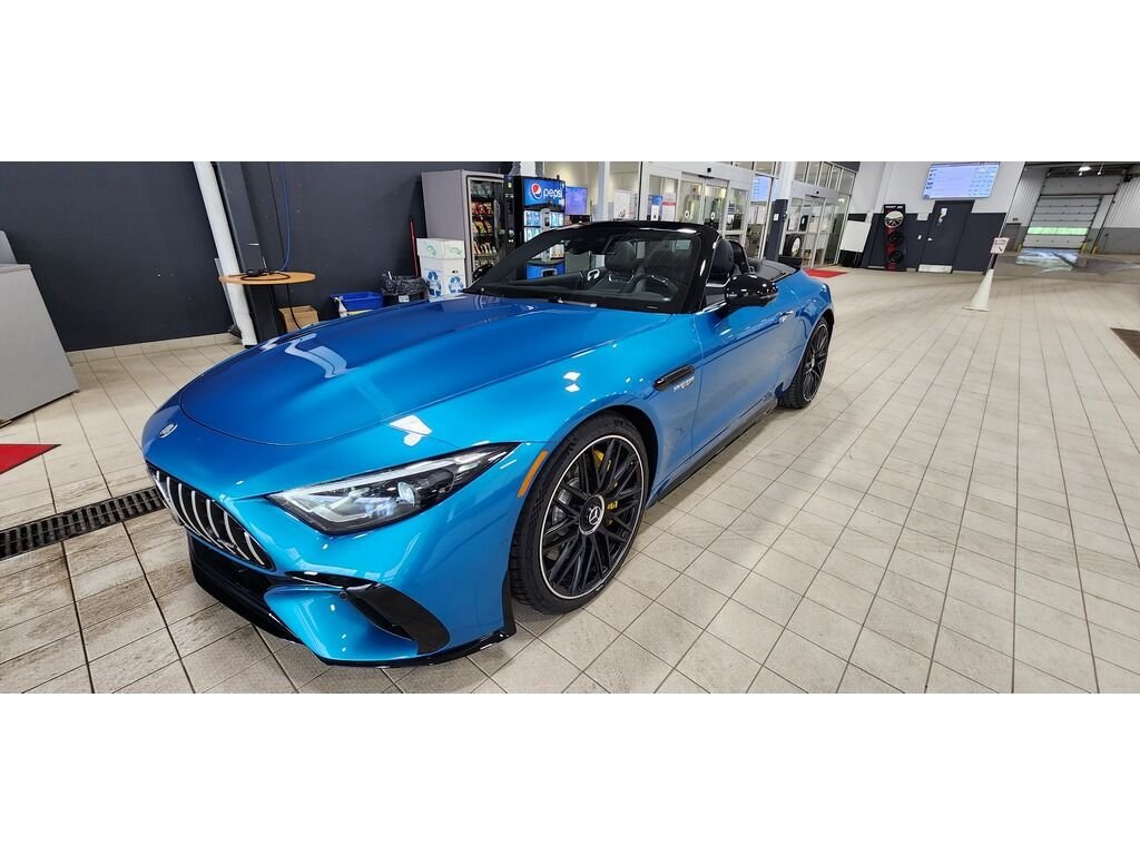2023 Mercedes-Benz SL-Class AMG SL 63 Roadster IMPECCABLE COMME NEUF Blue Québec - photo #12