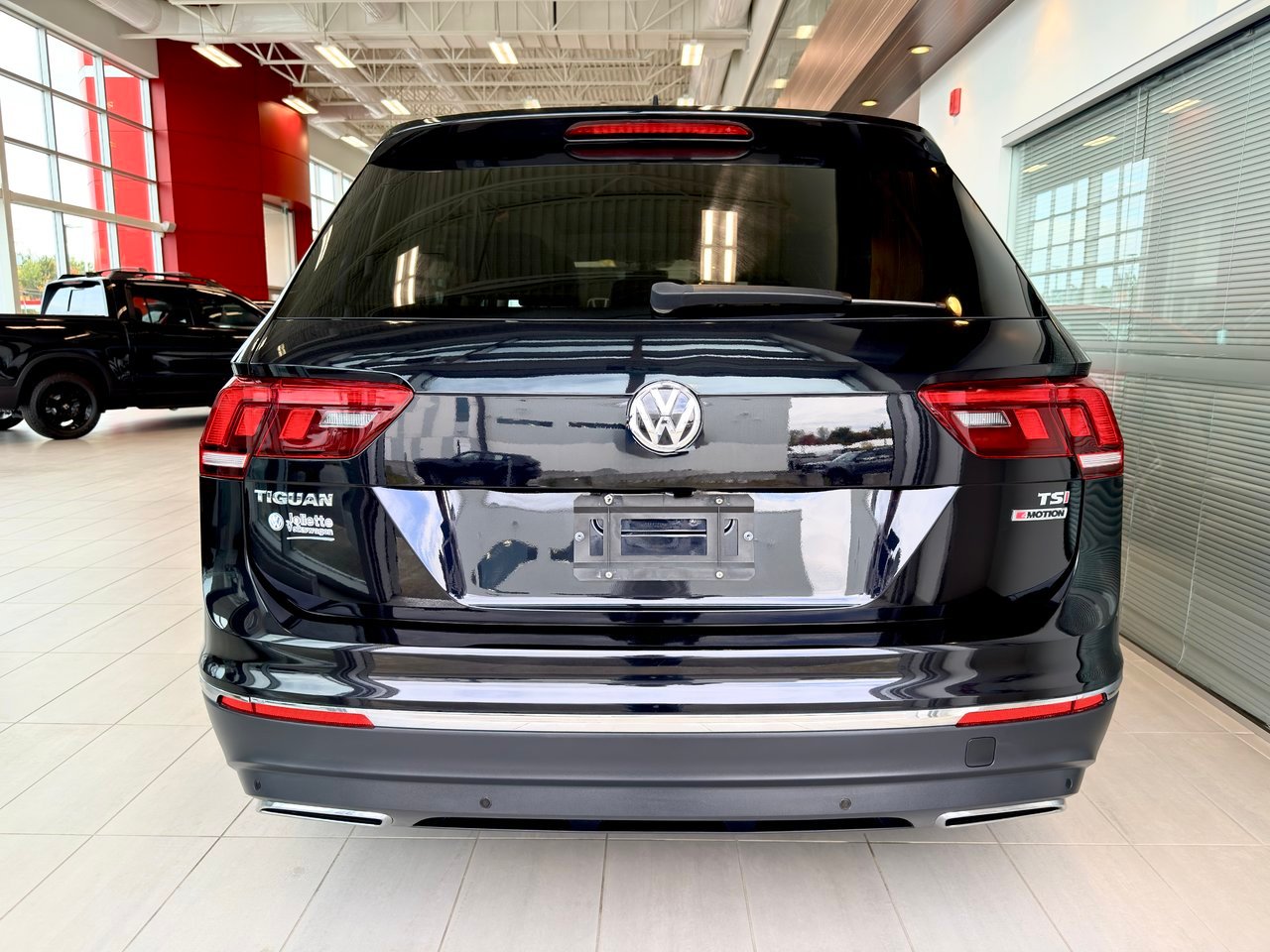 Volkswagen Tiguan 2018 Noir Notre-Dame-des-Prairies - photo #8
