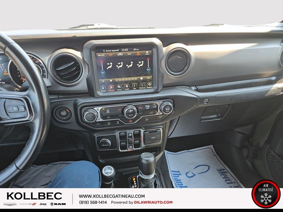 2022 JEEP GLADIATOR ***CLEAN CARFAX*** Green