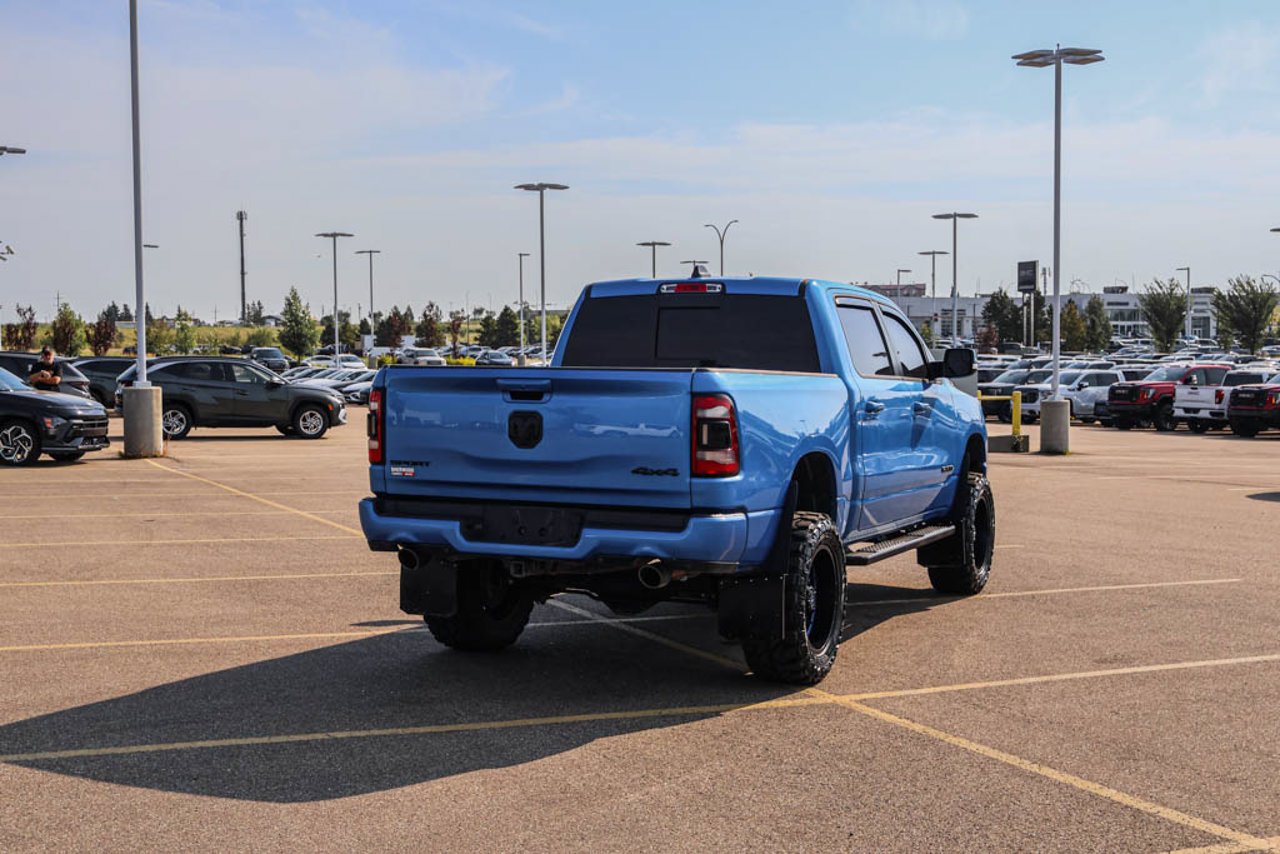 2021 Ram 1500 Sport 4x4 Crew Cab 5'7 Box Blue Sherwood Park - photo #8