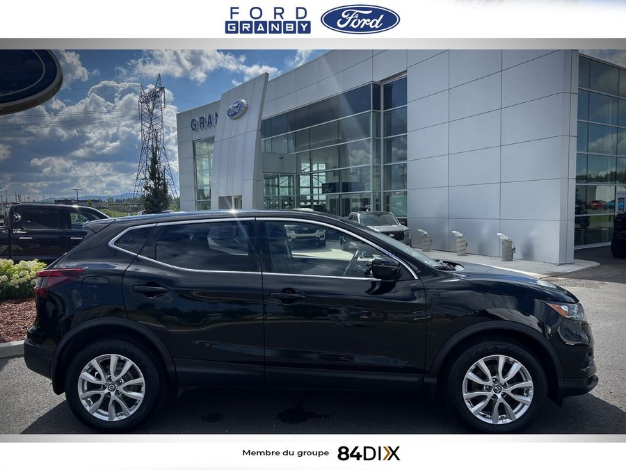 2020 Nissan Qashqai Black
