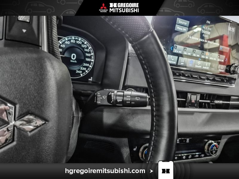 2024 Mitsubishi Outlander Grey Blainville - photo #23