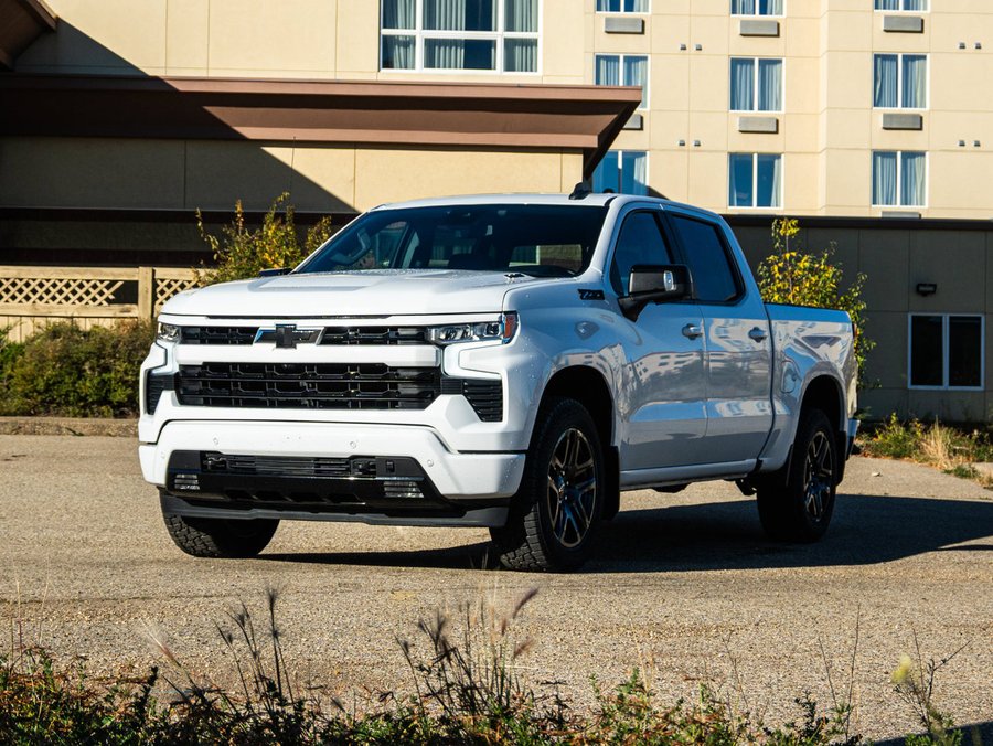 2025 Chevrolet Silverado 1500 RST True North Premium 3.0L Duramax | Leather White