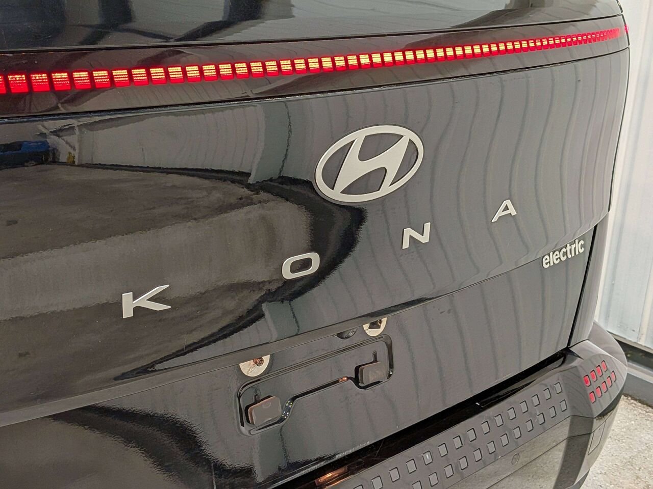 2024 Hyundai Kona Electric Ultimate FWD w/Sage-Green Interior Black Val-David - photo #34