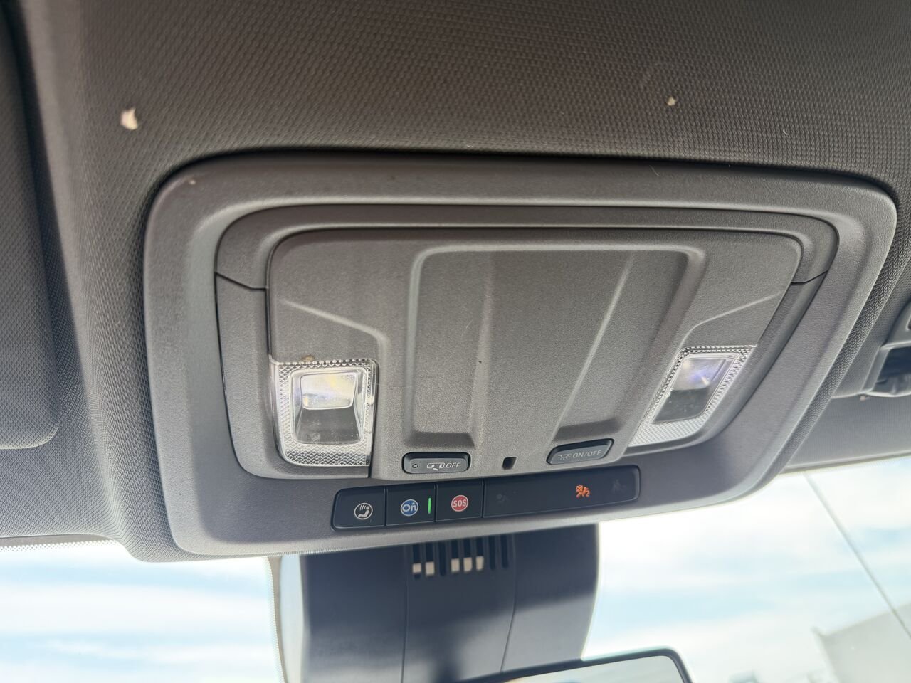 GMC SIERRA K1500 Pro cabine double 4RM 147 po 2023 Noir Gatineau - photo #8