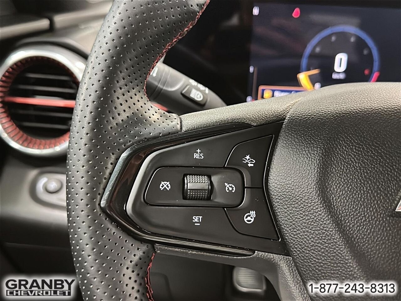 2026 CHEVROLET Trax TRAX FWD 1RS (1RS) | E26-1050 MOSAIC BLACK METALLIC Granby - photo #21