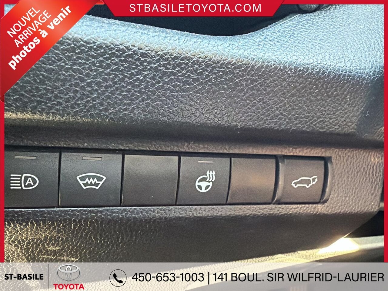 TOYOTA RAV4 Hybride 2024 Gris Saint-Basile-le-Grand - photo #9