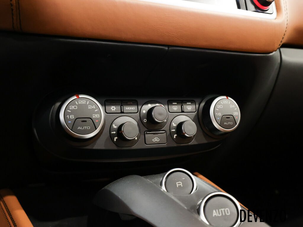 2017 Ferrari California T gray Saint-Eustache - photo #19