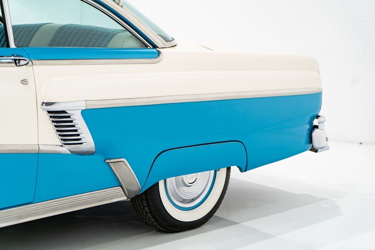 Mercury Monterey **PRIX EN USD** Beautifully presented from former restoration 1956 Blanc Montréal - photo #40