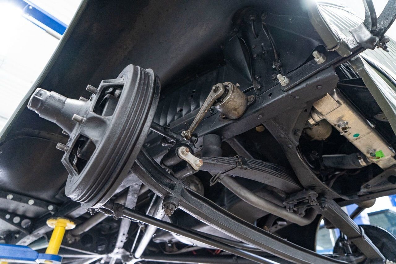 Ford Model 48 Phaeton PRIX EN USD | Beautifully presented in original condition 1936 Vert Montréal - photo #103