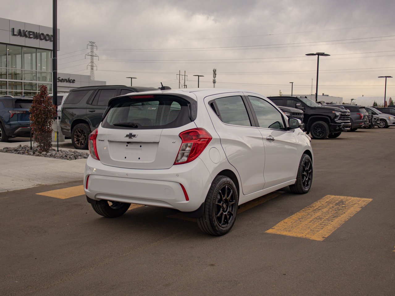 2022 Chevrolet Spark 4dr HB CVT 2LT White Sherwood Park - photo #9