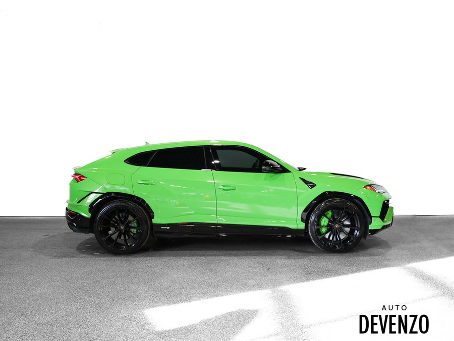 2023 Lamborghini Urus 2023 Green