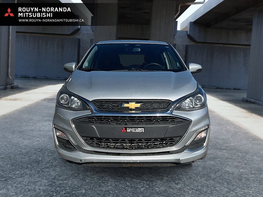 Chevrolet Spark LT à hayon 4 portes CVT avec 1LT 2020 Gris