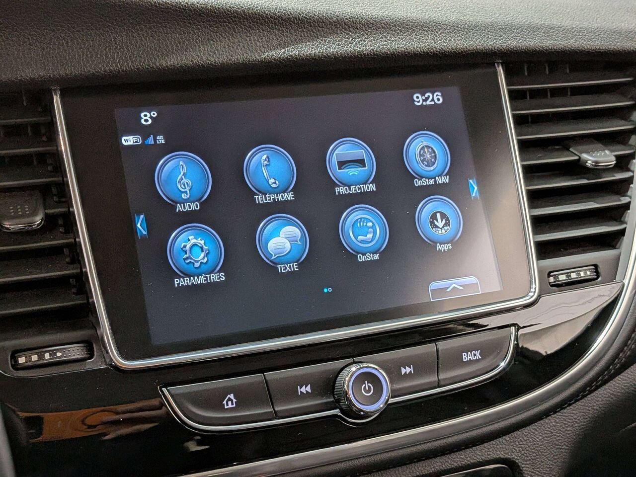 2018 Buick Encore FWD 4dr Essence White Val-David - photo #20