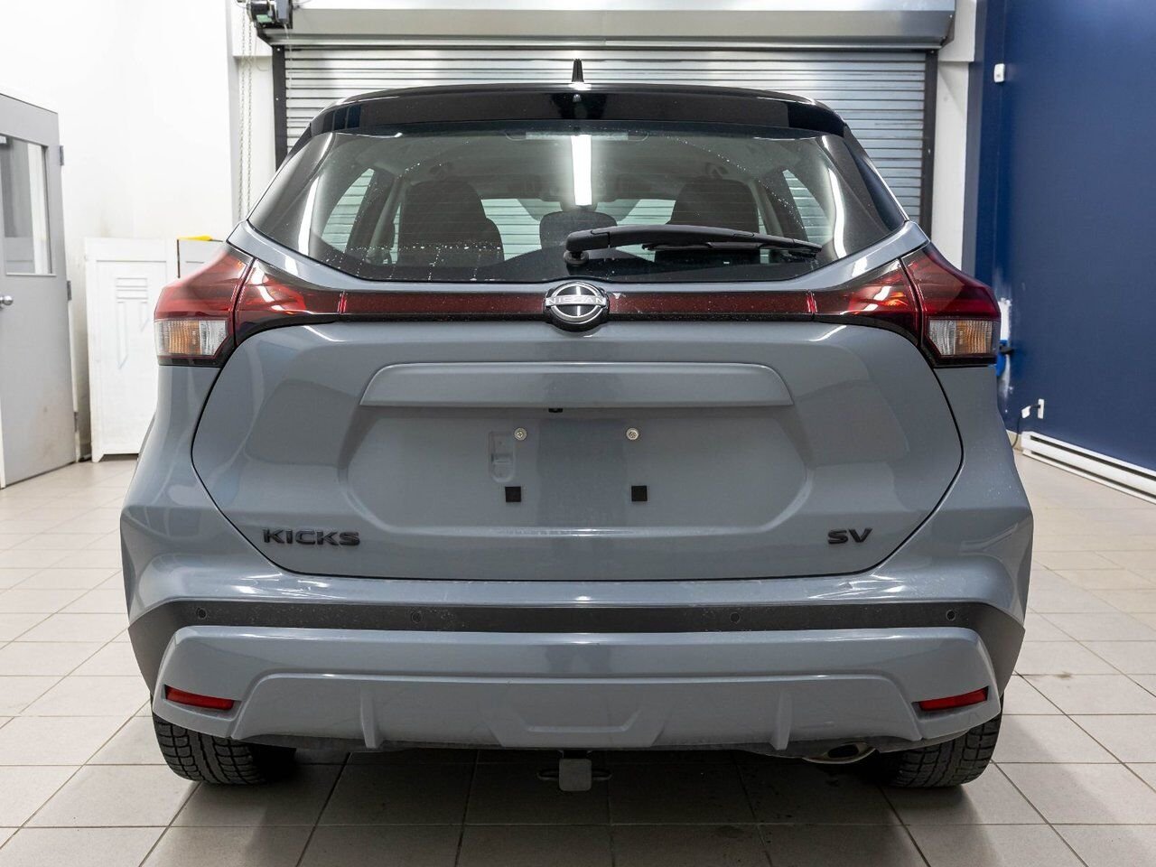 Nissan Kicks SV *SIÈGES CHAUFF* CARPLAY REG ADAPT ALERTES 2023 Gris Saint-Jérôme - photo #5