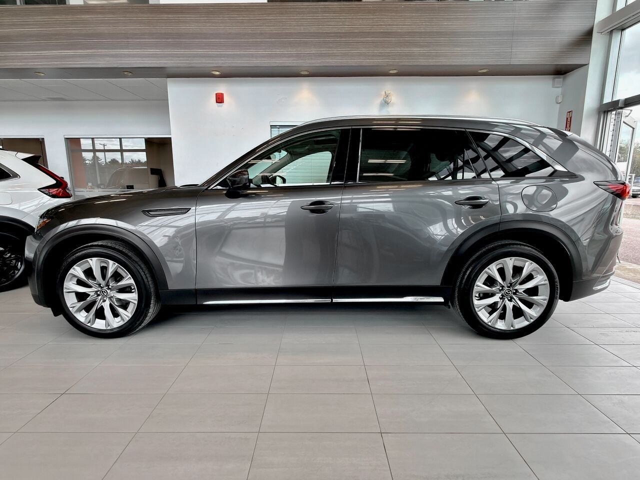 2024 Mazda CX-90 hybride léger Black Notre-Dame-des-Prairies - photo #7