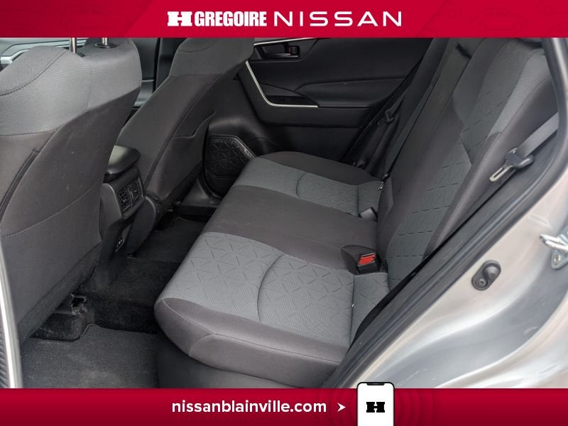 Toyota Rav 4 BE6381 | Hybrid LE ECONOMIQUE 5.5L/100 KM GR ELECTRIQUE 2025 Argent Laval - photo #16