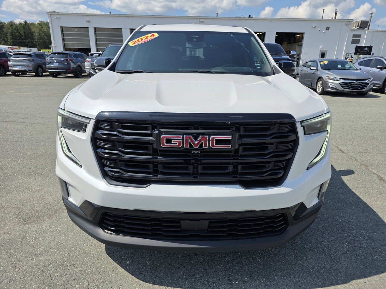 2024 GMC Acadia Elevation White Rouyn-Noranda - photo #33