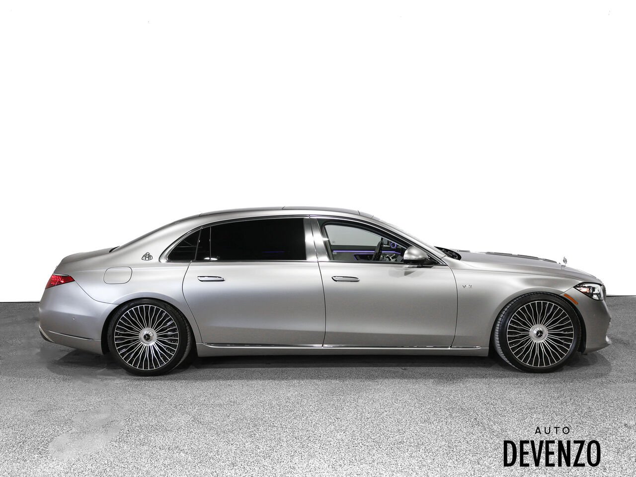 Mercedes-Benz Classe-S 2023 Gris Saint-Eustache - photo #2
