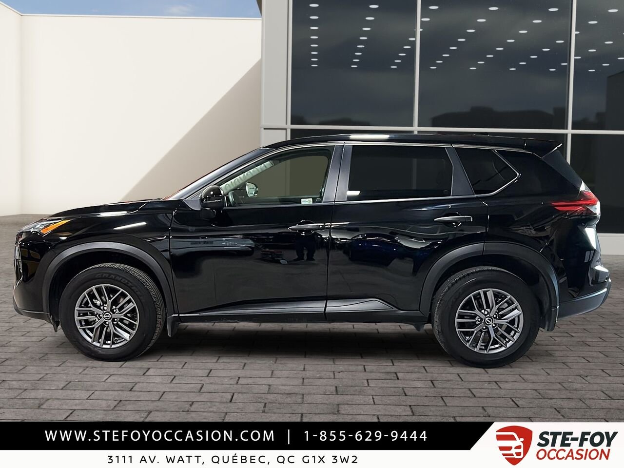 2024 Nissan Rogue S Black Québec - photo #4