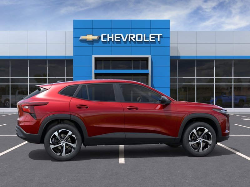 2026 CHEVROLET Trax 2026 APEX RED