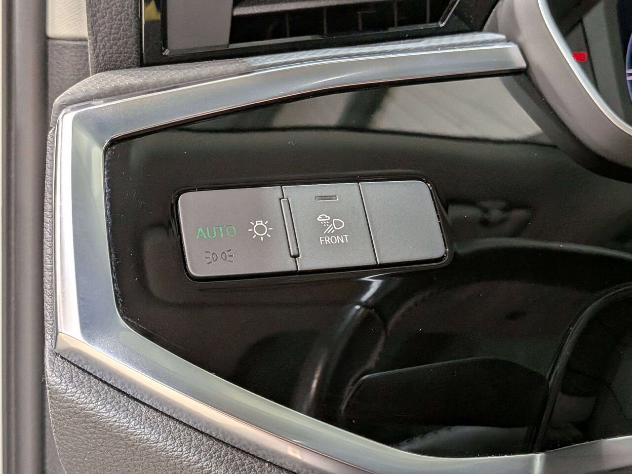 2020 Audi Q3 Progressiv 45 TFSI quattro White Val-David - photo #30