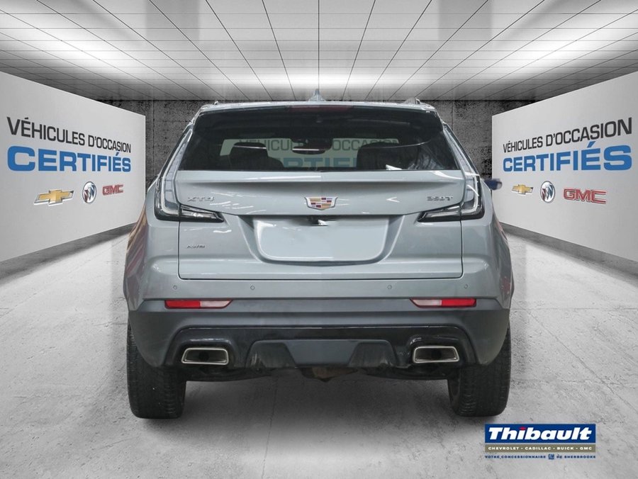 Cadillac XT4 SPORT AWD 2023 Argent silver métallisé