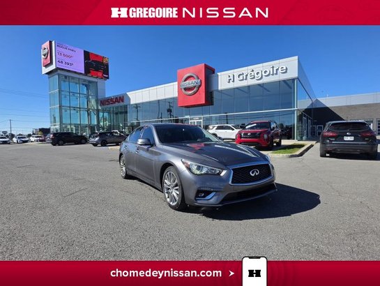 2024 Infiniti Q50 LUXE * AWD * Cuir * Toit * Caméra * Mag Grey