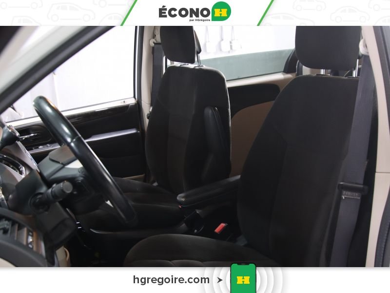 2016 Dodge GR Caravan White Laval - photo #13
