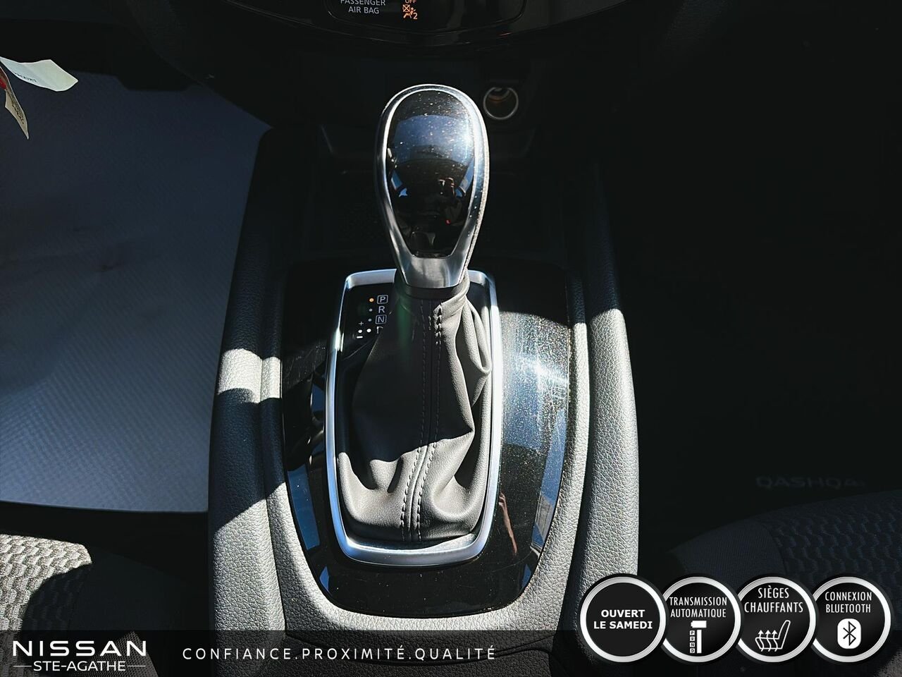 Nissan Qashqai S TI | AUTOMATIQUE | GROUPE COMMODITÉ | UN SEUL PROPRIÉTAIRE 2019 Gris Saint-Jérôme - photo #11