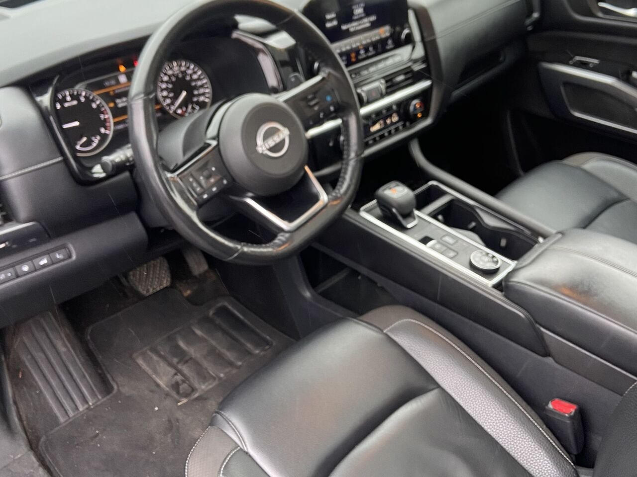 2023 Nissan Pathfinder SL | AWD | CUIR | TOIT PANO | *579-888-9954* TEXTOS Red Saint-Jérôme - photo #9
