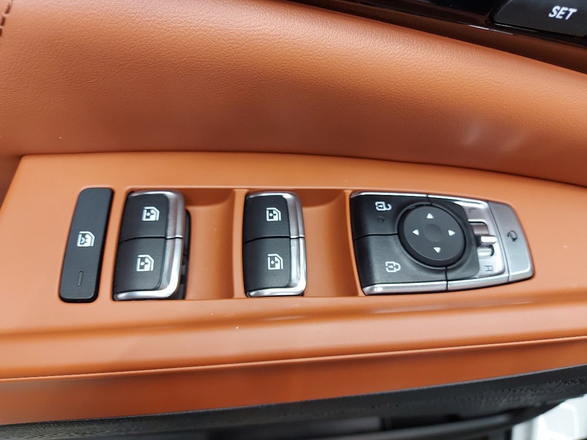 2026 KIA Carnival Snow White Pearl Blainville - photo #15
