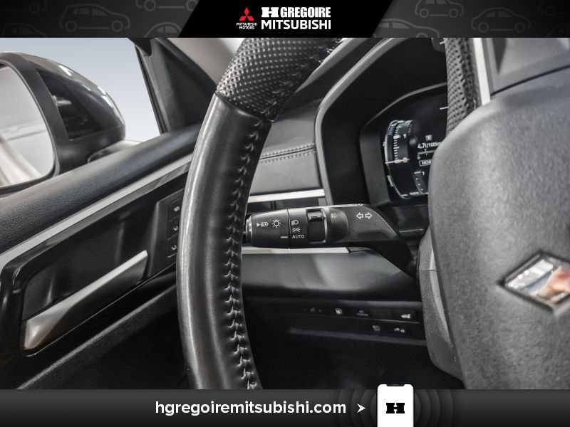 Mitsubishi Outlander PHEV 2023 Noir Blainville - photo #19