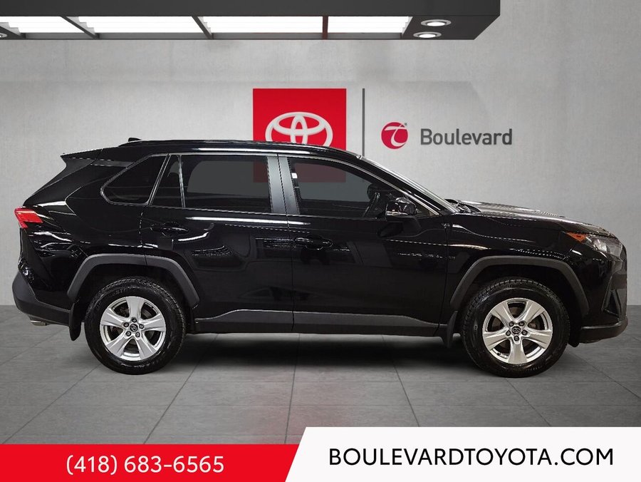 Toyota RAV4 LE, AWD 2019 Noir