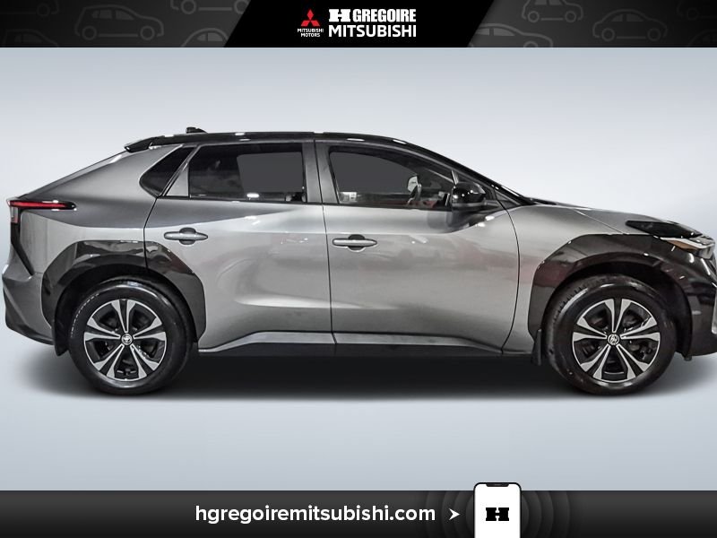 2023 Toyota BZ4X Grey Laval - photo #10