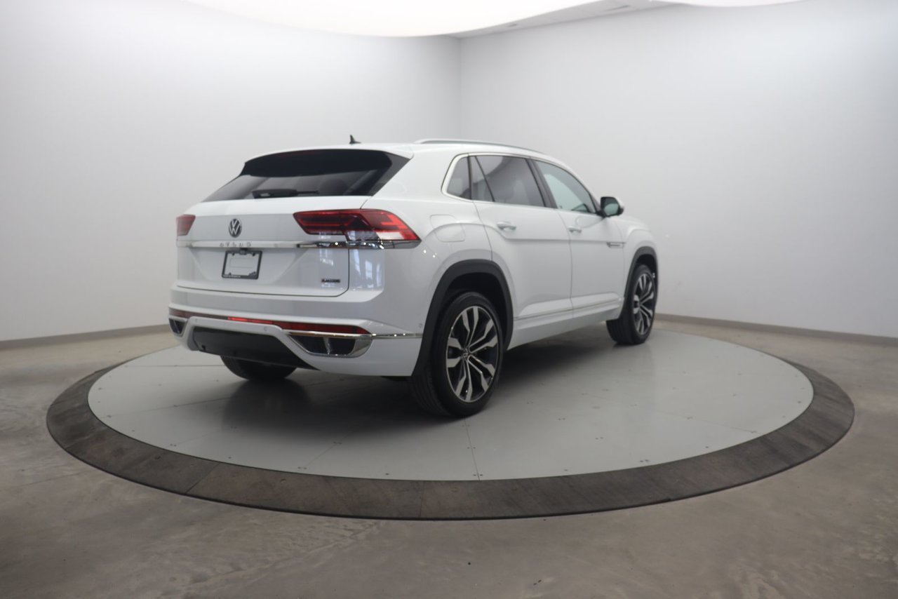 2022 Volkswagen Atlas Cross Sport Execline White Baie-Comeau - photo #3