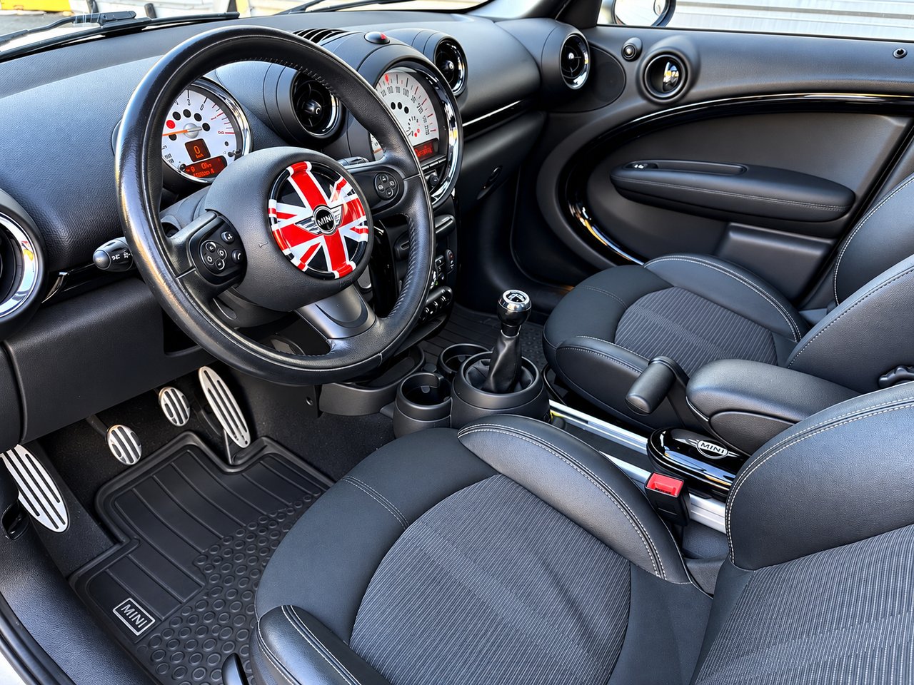 MINI Cooper Countryman S ALL4 2013 Gris Châteauguay - photo #1