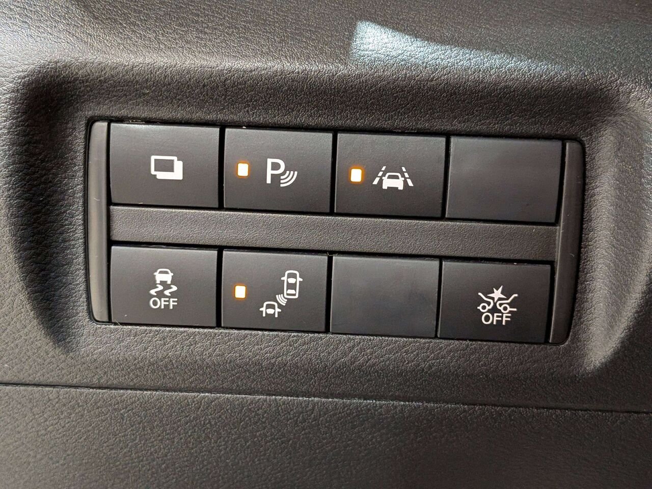 2024 Nissan Kicks S FWD Black Val-David - photo #28