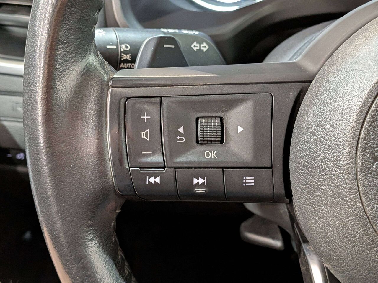 2024 Nissan Rogue AWD S Black Val-David - photo #15